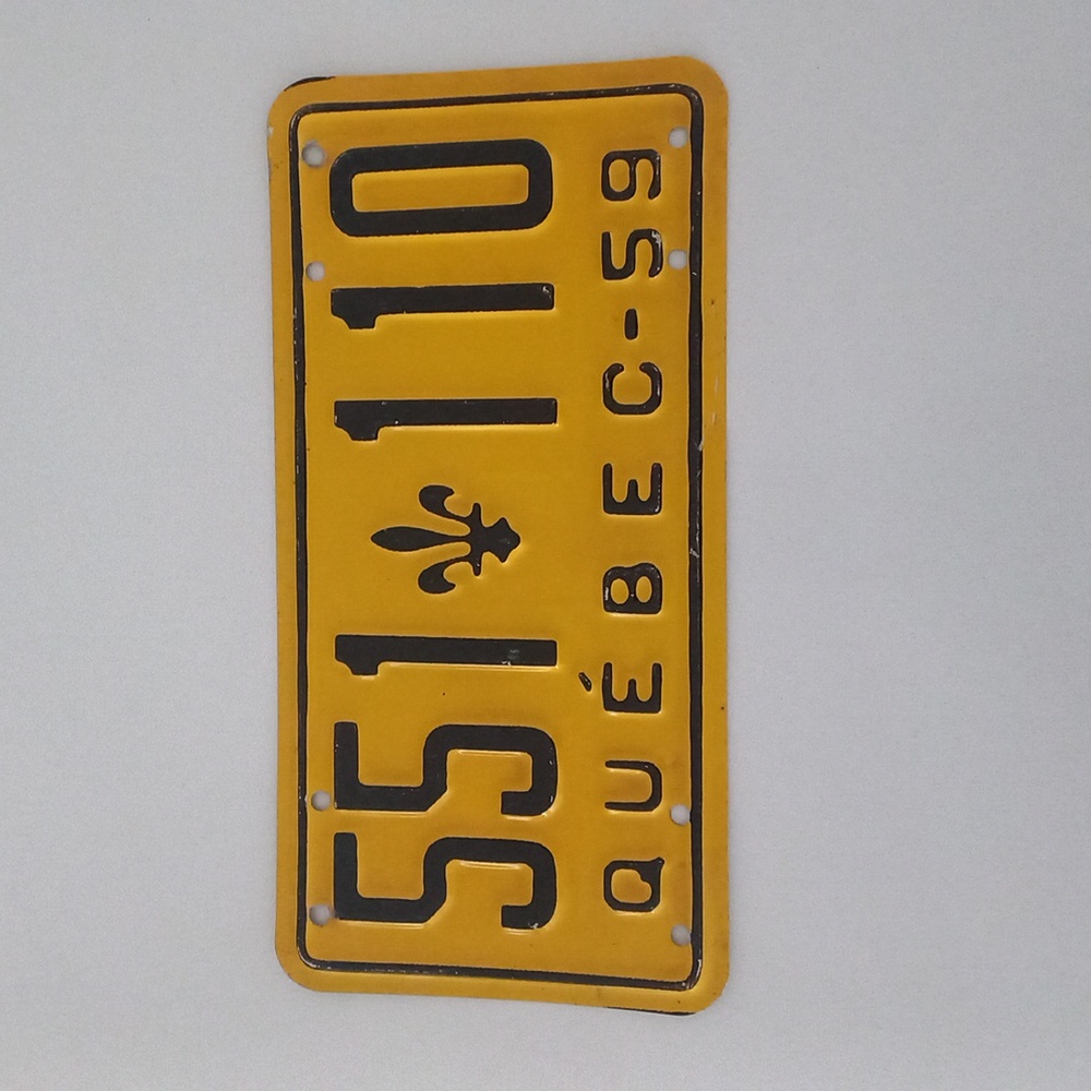 Vintage 1959 Québec Licence Plate Alluminum Not A Replica.